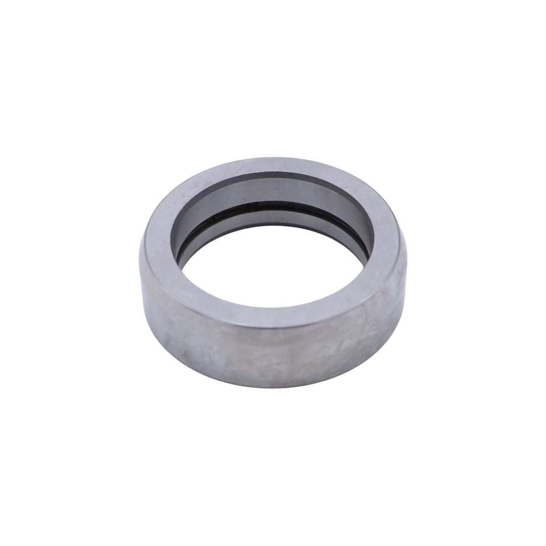 4CB18590 - RING